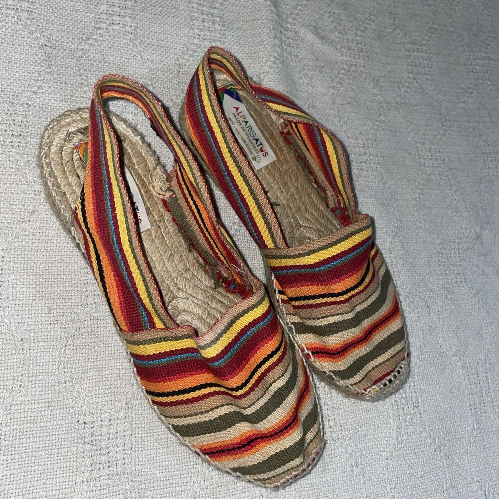 Aspargatus Women’s Casual Espadrilles Size 37 U.S. 6 M Multicolor Canvas Beach